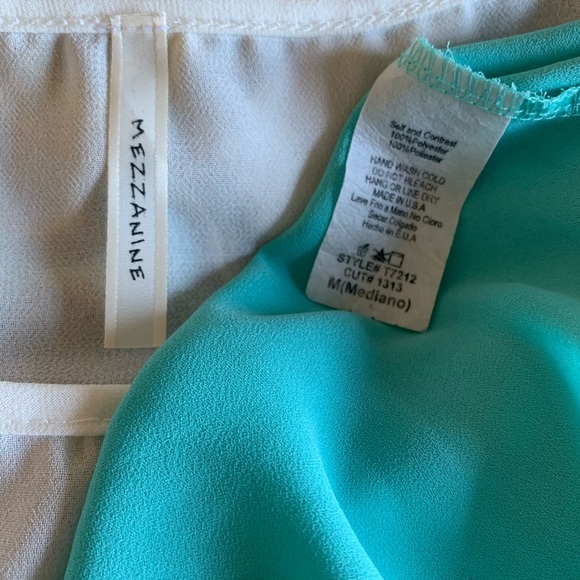Mezzanine Two Tone mint & white Summer Breeze Top - Picture 5 of 5
